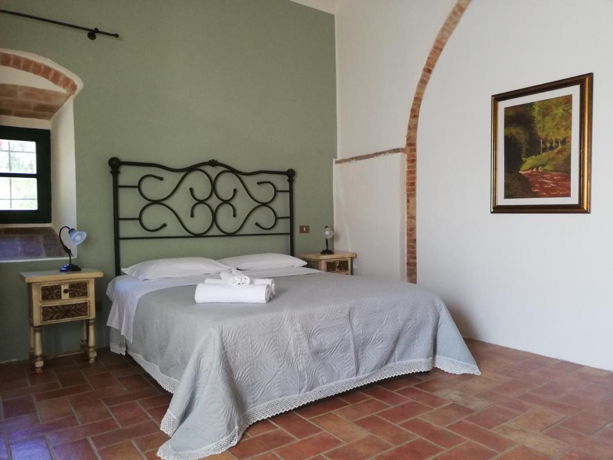 Agriturismo Terenzana Aparthotel Riparbella Bagian luar foto