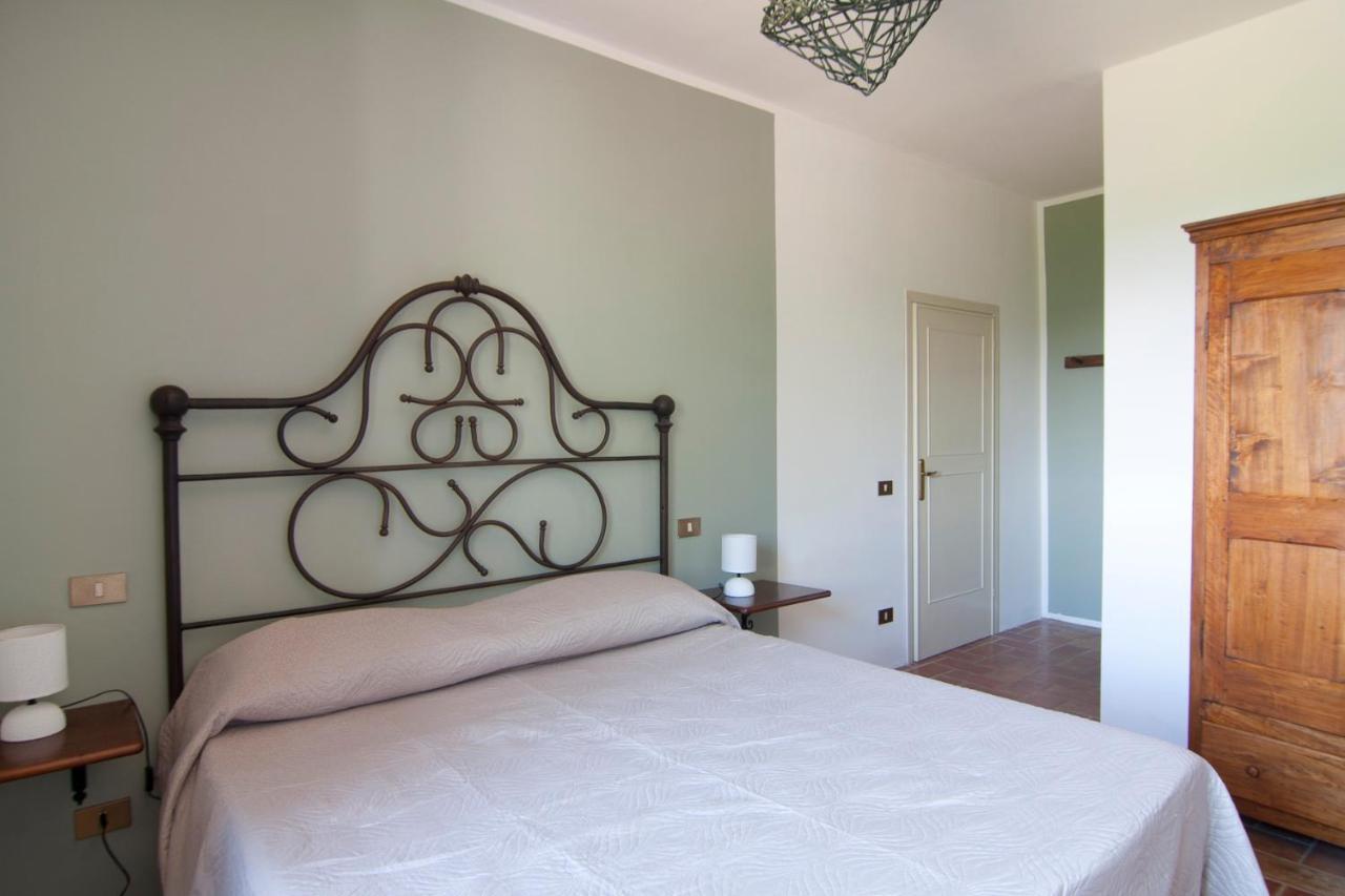 Agriturismo Terenzana Aparthotel Riparbella Bagian luar foto