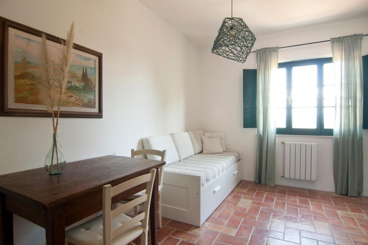 Agriturismo Terenzana Aparthotel Riparbella Bagian luar foto