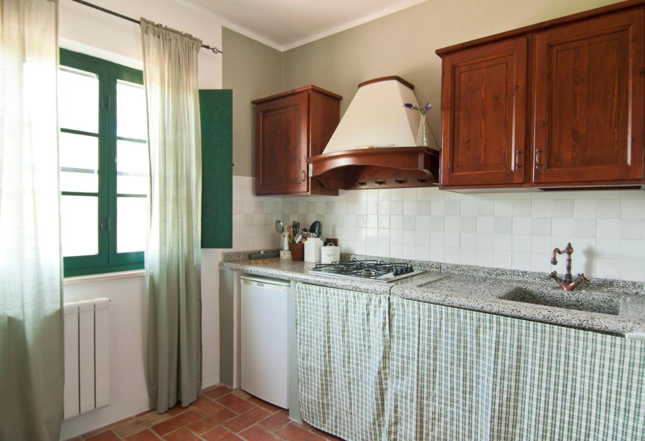 Agriturismo Terenzana Aparthotel Riparbella Bagian luar foto