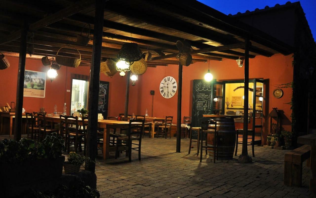 Agriturismo Terenzana Aparthotel Riparbella Bagian luar foto