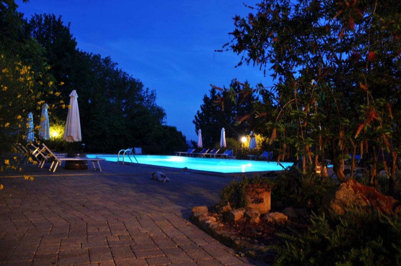 Agriturismo Terenzana Aparthotel Riparbella Bagian luar foto