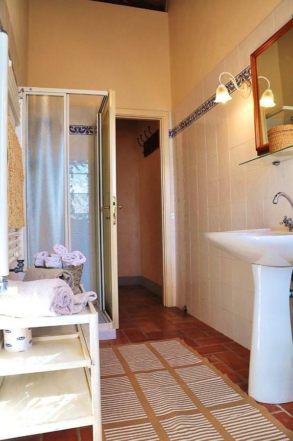 Agriturismo Terenzana Aparthotel Riparbella Bagian luar foto